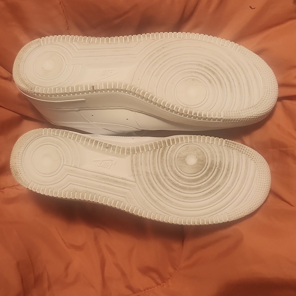 LAST CHANCE$$$ TODAY ONLY..NIKE  AF 1.  MEN SIZE 14 - Picture 6 of 7